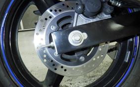 SUZUKI GSR250