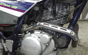 YAMAHA SEROW 225 Gen.3 4JG