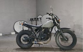 YAMAHA TW225 DG09J