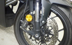 HONDA CBR650R E-Clutch 2025 RH17