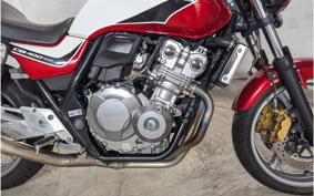SUZUKI GSX-8R 2024 EM1AA