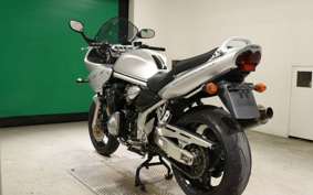 SUZUKI BANDIT 1200 2002 GV77A