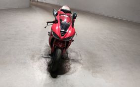 TRIUMPH DAYTONA 675 2012 TMD106