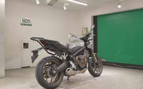 HONDA CB650R E-Clutch 2025 RH17