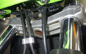KAWASAKI ZRX1200 R 2004 ZRT20A