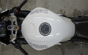 TRIUMPH DAYTONA 675 2008
