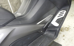 YAMAHA T-MAX 530 2015 SJ12J