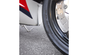 YAMAHA FZR250 2KR