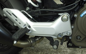 HUSQVARNA SVARTPILEN 125 2000
