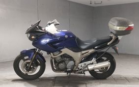 YAMAHA TDM900 2004 RN11