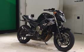 YAMAHA XJ6 N 2011