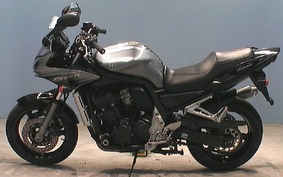 YAMAHA FZS1000 FAZER 2004 RN06