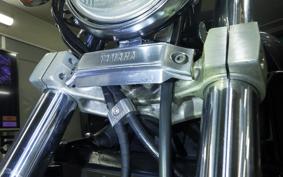 YAMAHA VMAX 2000