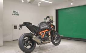 KTM 1390 SUPER DUKE R EVO 2024