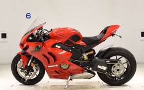 DUCATI PANIGALE V4 2025