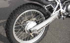 SUZUKI DJEBEL 125 SF44A