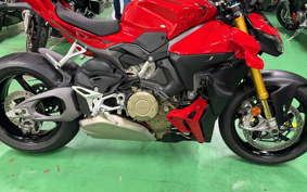DUCATI STREET FIGHTER V4S 2025 7F00