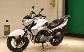SUZUKI GSR250