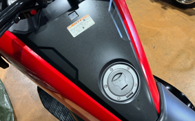 HONDA NM4 VULTUS -02 2016 RC82