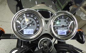 TRIUMPH BONNEVILLE T100 2023