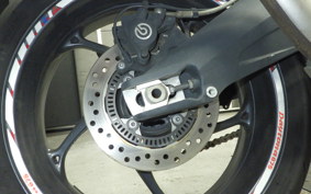 TRIUMPH DAYTONA 675 R 2015
