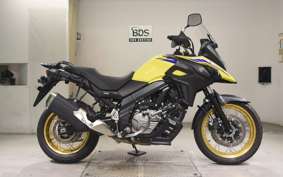 SUZUKI DL650 ( V-Strom 650 ) XTA 2022 C733M
