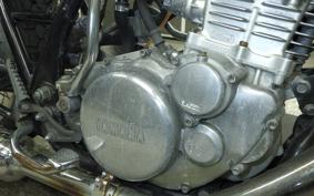 YAMAHA SR400 Gen.3 2001 RH01J