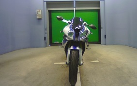 BMW HP4 2015 0D01