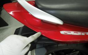 SUZUKI GSR250
