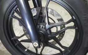 MOTO GUZZI V7 STONE 2013