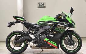 KAWASAKI ZX-25R ZX250E