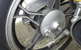 SUZUKI GN125