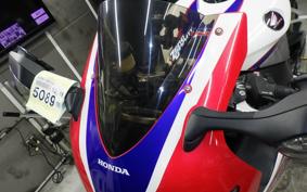 HONDA CBR1000RR Gen. 2 2011 SC59