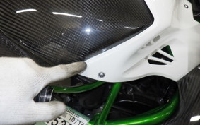 KAWASAKI NINJA H2 2015