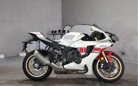 YAMAHA YZF-R1 2024 RN65J
