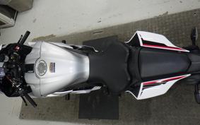 YAMAHA YZF-R6 2018