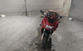SUZUKI RF900R GT73E