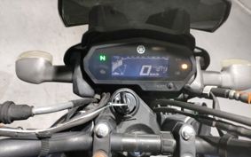 YAMAHA FZS25 RG69