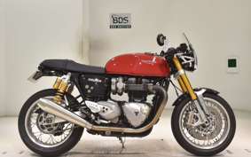 TRIUMPH THRUXTON 1200 R 2016