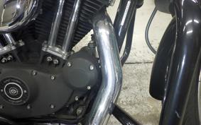 HARLEY XL883R 2005