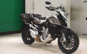 MV AGUSTA STRADALE 800 2015