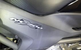 HONDA NC 700 X A 2012 RC63