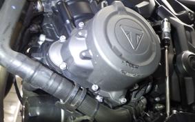 TRIUMPH TRIDENT 660 2022