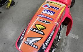 HONDA CR125R JE01