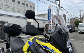 SUZUKI DL650 ( V-Strom 650 ) 2023 C733M