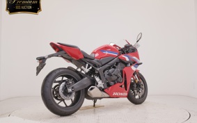 HONDA CBR650R E-Clutch 2026 RH17