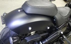 INDIAN Chief Dark Horse bobber 2021