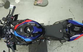 BMW M1000R 2024