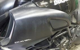 DUCATI DIAVEL 2012