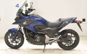 HONDA NC750X D Limited 2015 RC72